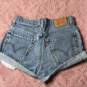 LEVIS 501 JEAN SHORTS